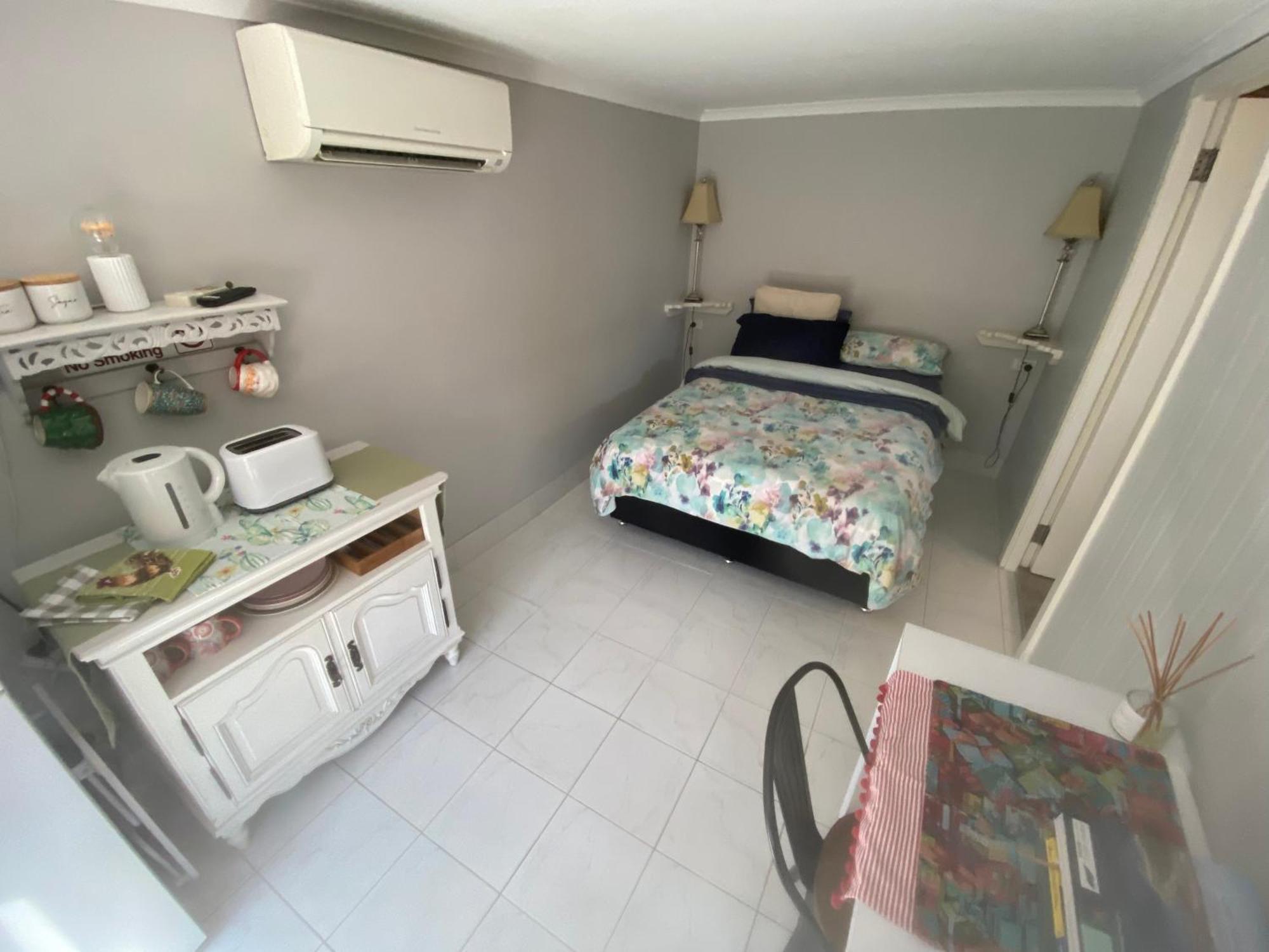 Churchill'S B&B Twin Spa Getaway Studio Swansea Exterior foto